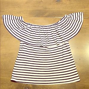 Splendid Size S Off the Shoulder Top